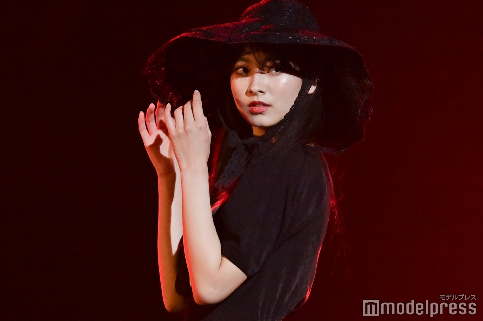 （C）モデルプレス