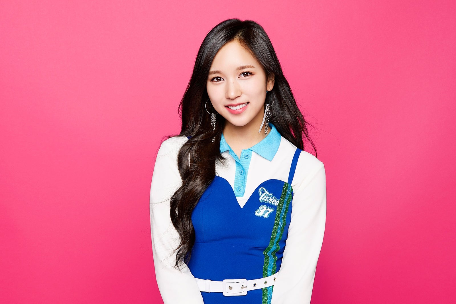 ミナ（画像提供：ワーナーミュージック・ジャパン）