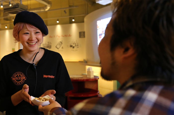 客同士が話すキッカケ作りや会話を盛り上げる『スイッチャー』／画像提供：トリックデザイン