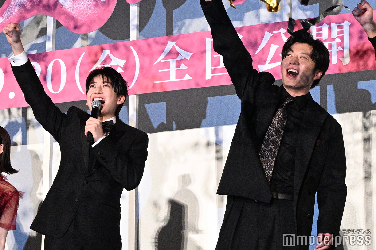 高橋文哉、田中圭（C）モデルプレス