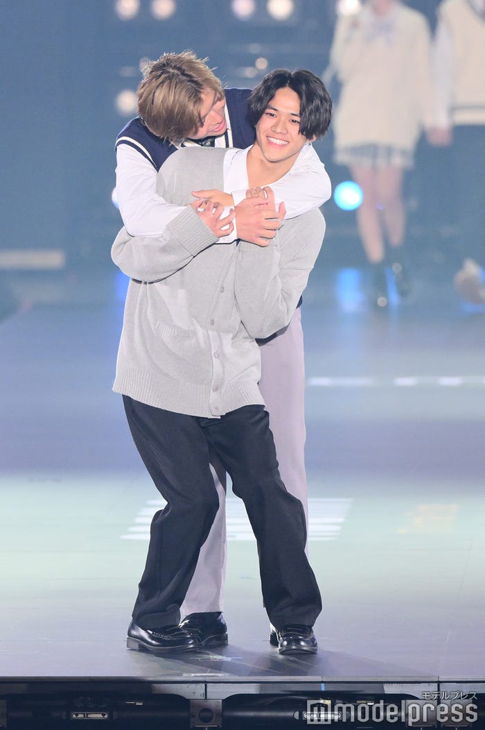 松本一彩、原屋裕介(C)モデルプレス