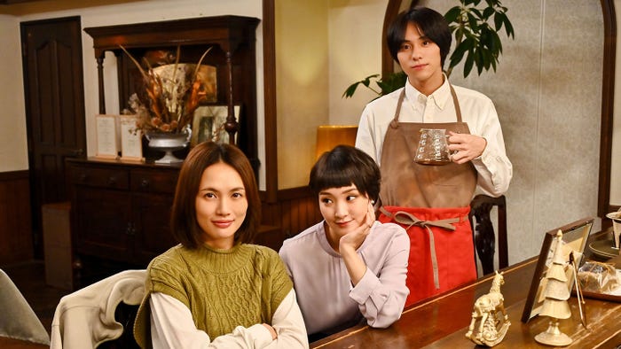 臼田あさ美、剛力彩芽、山下幸輝(C)BS-TBS