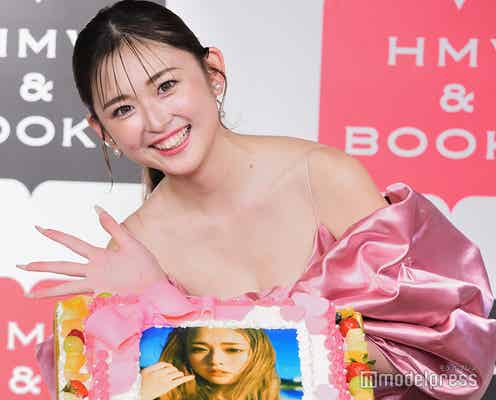 ゆうちゃみ、美背中ざっくりドレスで登場 10kg減ダイエットでの食事制限明かす【ちゃみSummer】