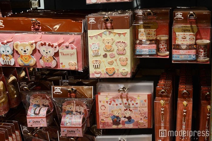 どれも可愛いデザインのグッズがずらり(C)モデルプレス