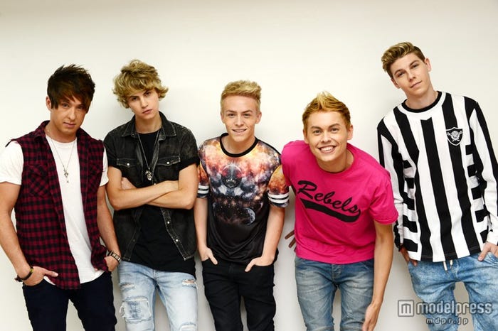 アフター・ロミオ(左から)ジェイク・パーディー、ブレイク・イングリッシュ、デヴィン・フォックス、ドリュー・ライアン・スコット、ティー・シ―・カーター