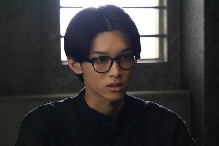 松本怜生「降り積もれ孤独な死よ」第1話より(C)日本テレビ