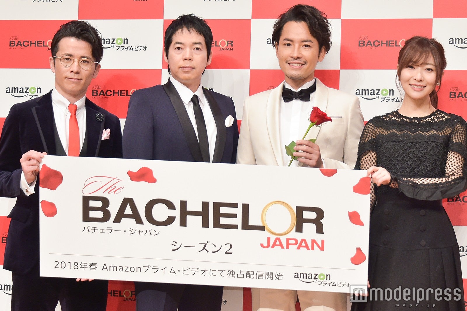 藤森慎吾、今田耕司、新バチェラーの小柳津林太郎氏、指原莉乃（C）モデルプレス