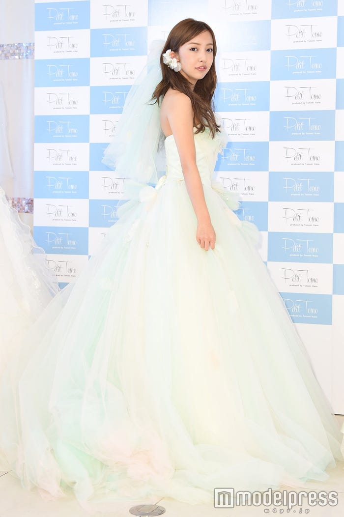 板野友美 (C)モデルプレス