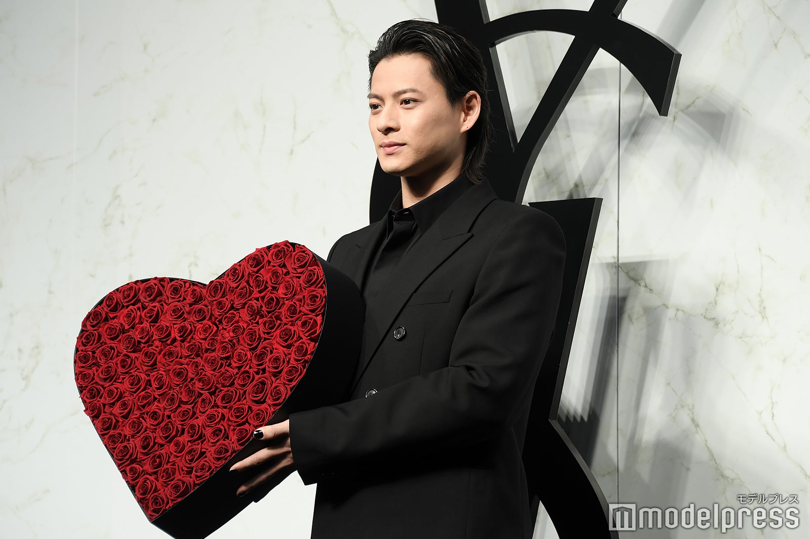 Number_i平野紫耀、“YSLの顔”に躍進・世界での活躍に期待 愛を感じた