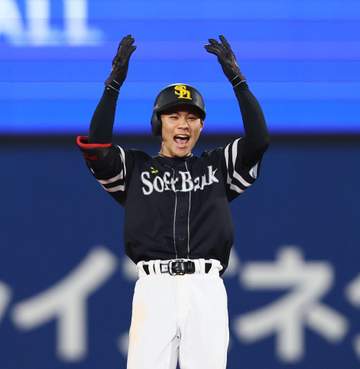 ソフトバンクが2年連続日本一へ白星発進！延長11回に及ぶ4時間超激闘制す CSMVP庄子が決勝打含む2打点 ポストシーズン無傷4連勝