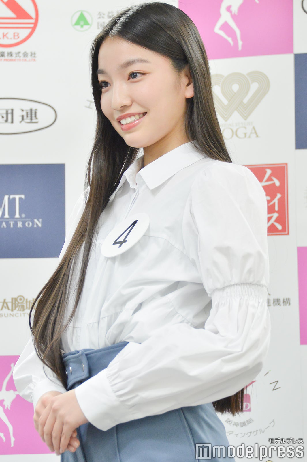 属安紀奈さん（C）モデルプレス