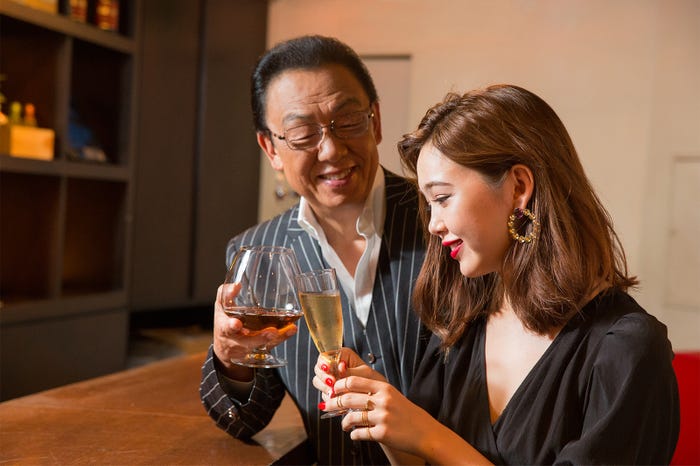 梅沢富美男、藤田ニコル(写真提供:講談社)