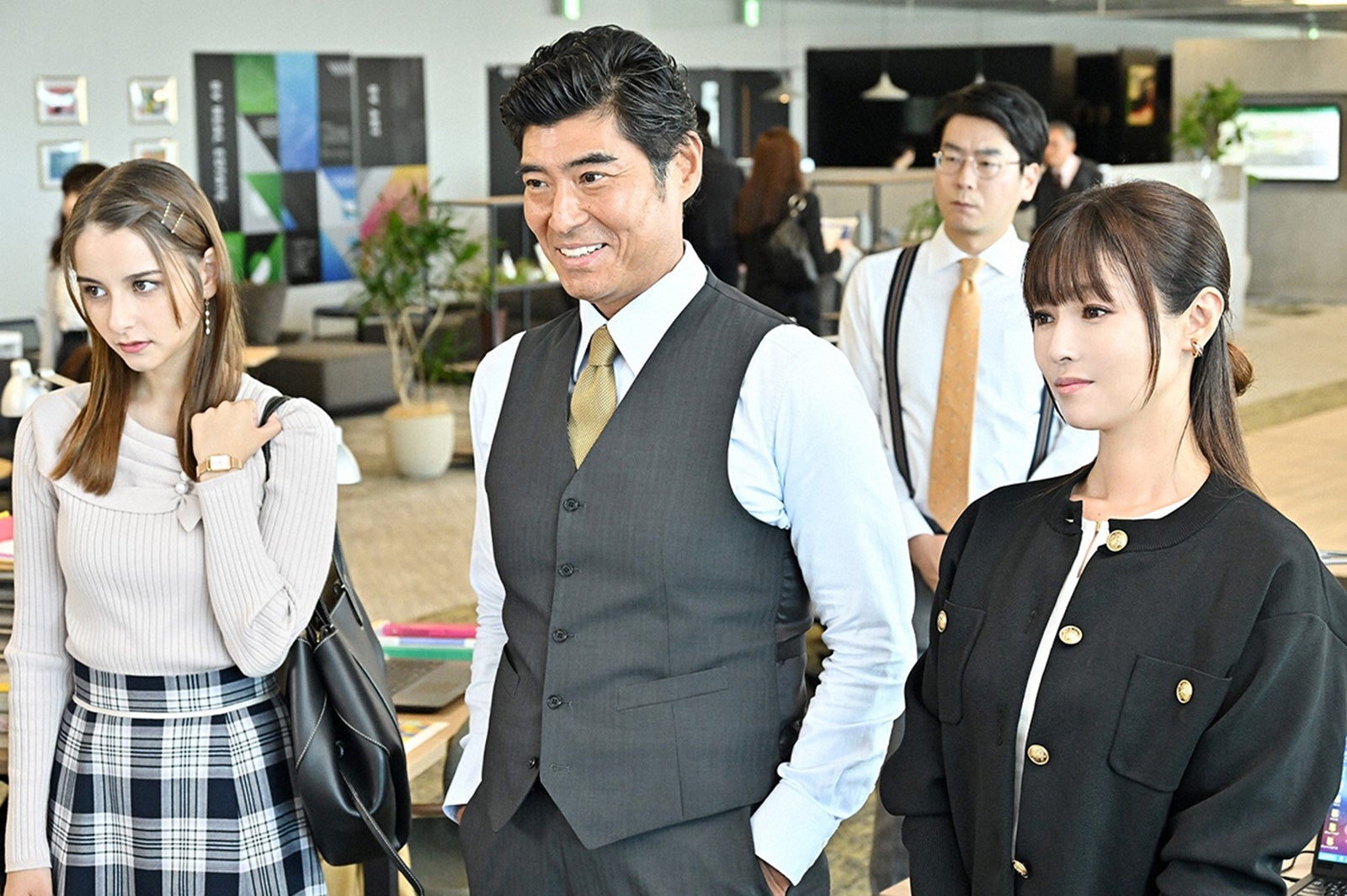 嵐莉菜、高嶋政宏、深田恭子「１８／４０～ふたりなら夢も恋も～」第7話より（C）TBS