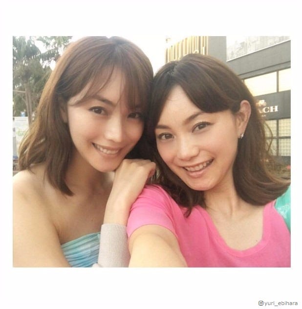 蛯原友里 妹 英里と2家族グアム旅行へ 美人姉妹素晴らしい の声 モデルプレス 蛯原友里 妹 英里と2家族グアム旅行へ 美人姉妹素晴らしい の声 モデルプレス