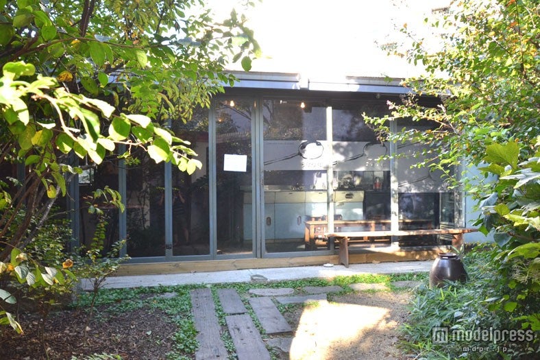 まるで古民家？「モダンパプサン」外観