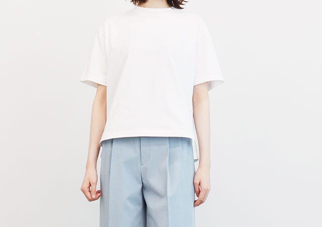 ユニクロ　トップス　半袖　Tシャツ