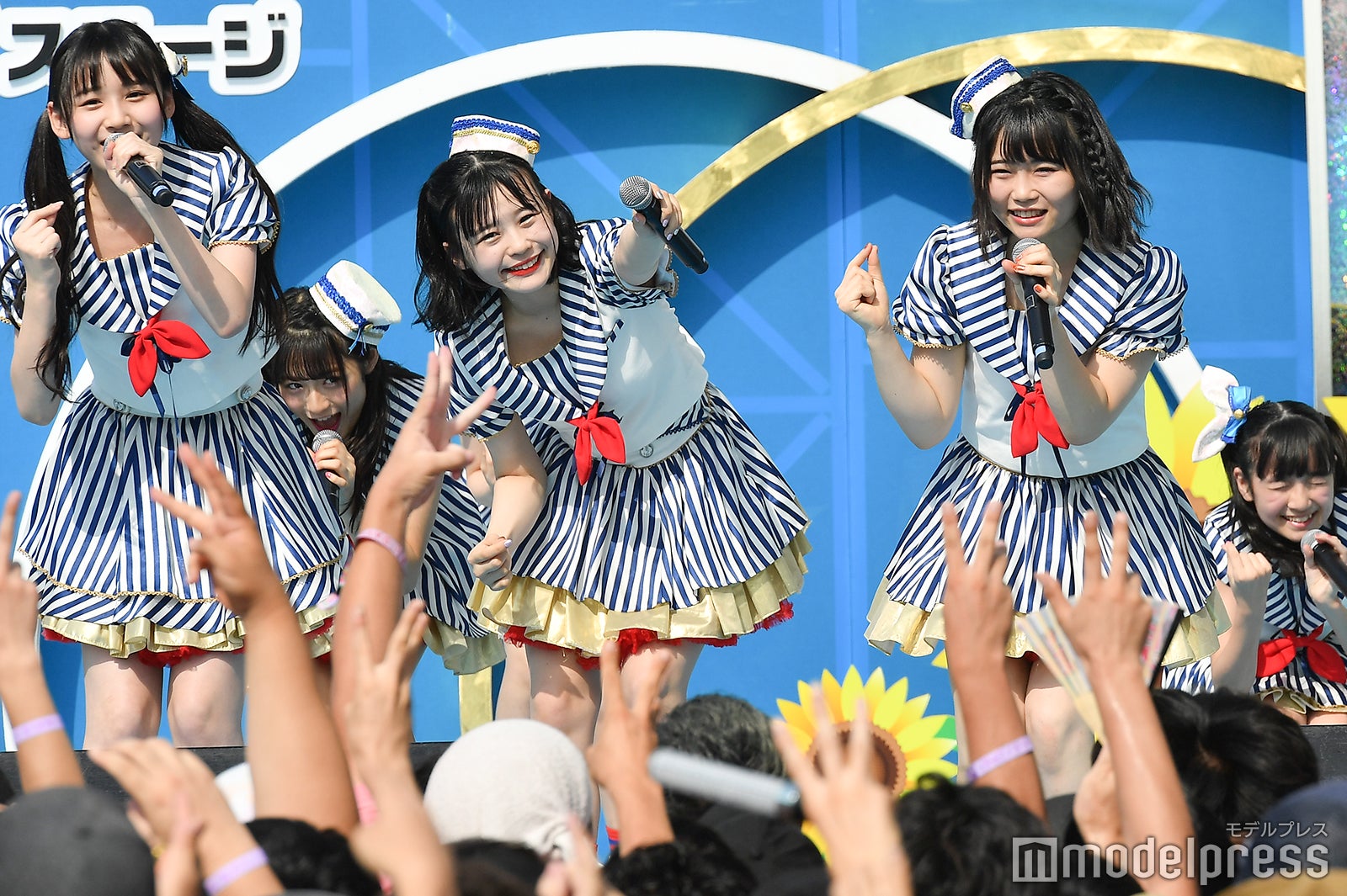 荒巻美咲、村川緋杏、秋吉優花／HKT48「TOKYO IDOL FESTIVAL 2018」 （C）モデルプレス