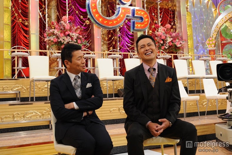 MCを担当する、お笑いコンビのくりぃむしちゅー／25日放送「芸能界もしもアワード　びっくりぃむ2014」（テレビ朝日系、午後6：56～）より