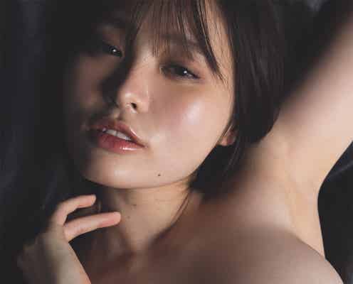 現役女子大生・佐伯澪、大胆衣装で美バスト披露
