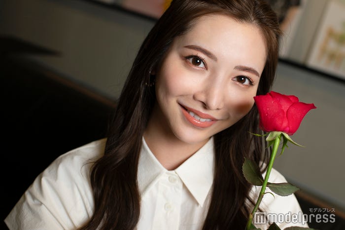 尾崎美紀(C)モデルプレス