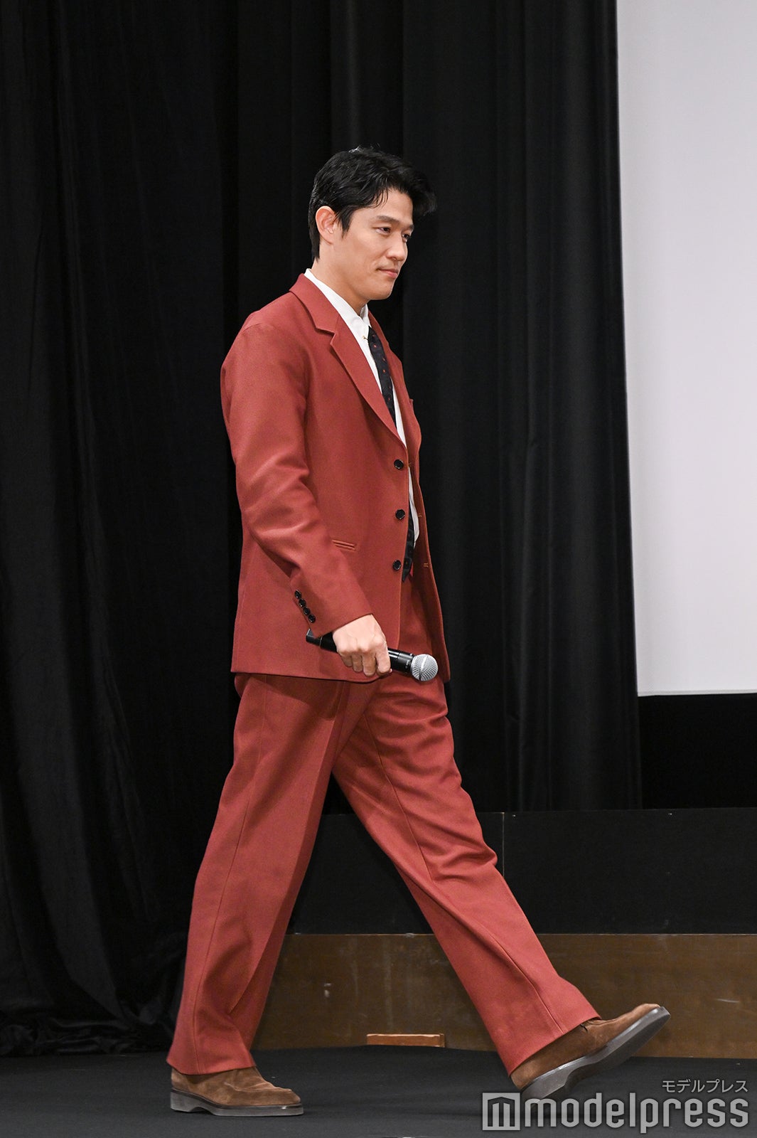 鈴木亮平（C）モデルプレス