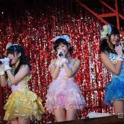 「AKB48 2013 真夏のドームツアー~まだまだ、やらなきゃいけないことがある~」ナゴヤドーム公演初日より(C)AKS