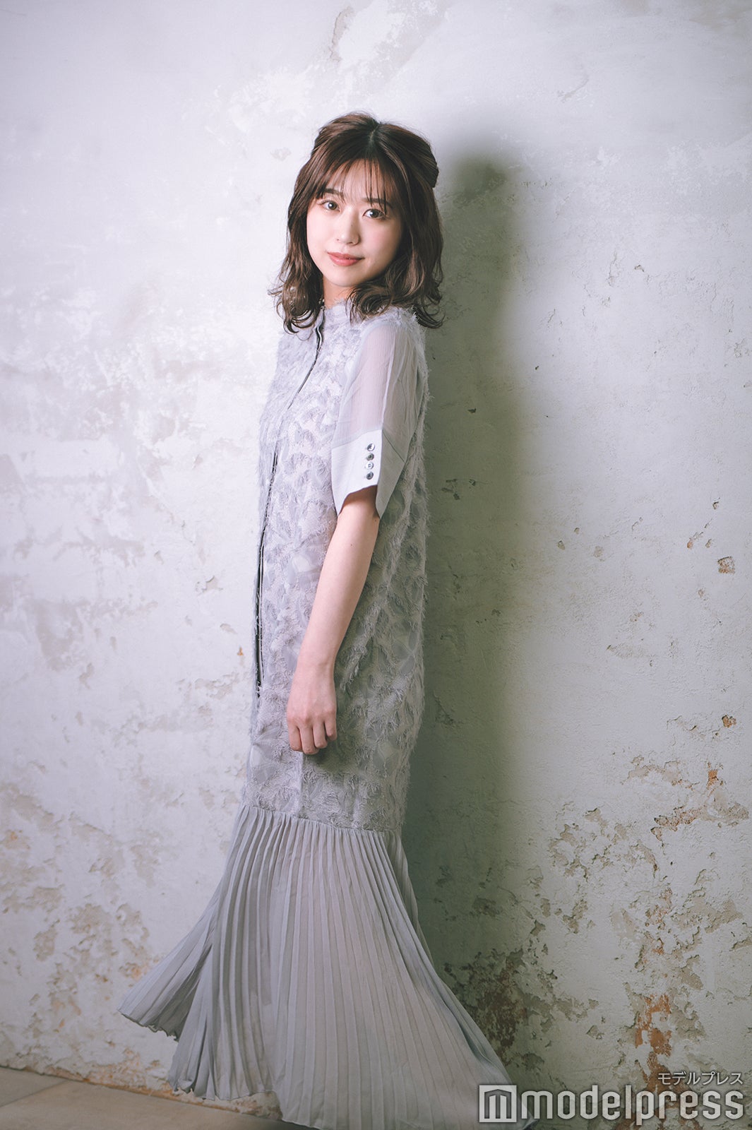 篠崎彩奈（C）モデルプレス