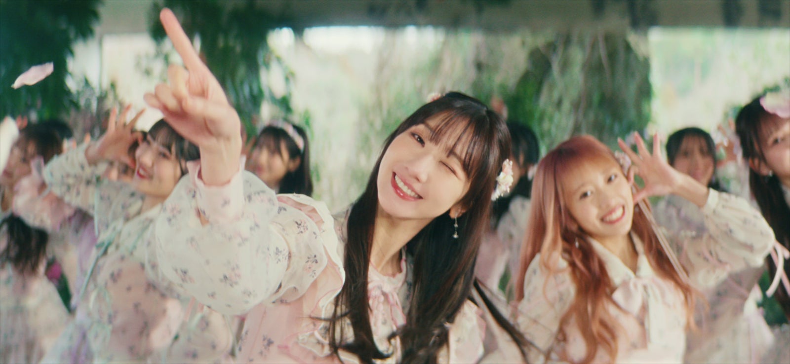 AKB48「カラコンウインク」（C）AKB48