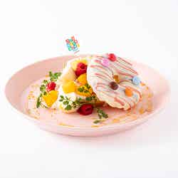 RIWOO Donut Sandwich税込1,990円(C)KOZ ENTERTAINMENT & HYBE.All Rights Reseved.