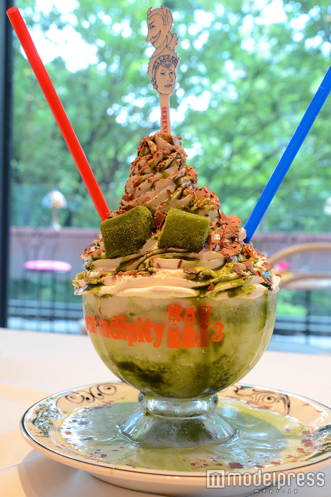 セレンディピティスリー（C）モデルプレス