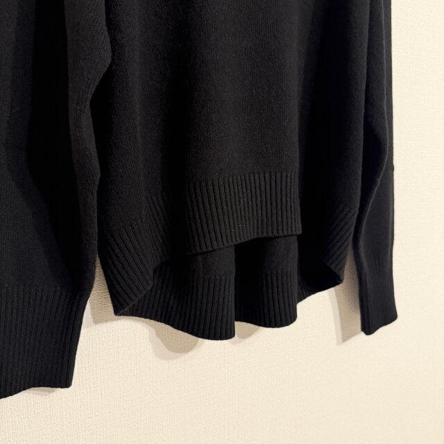 MACPHEEクルーネックプルオーバーのヘムライン