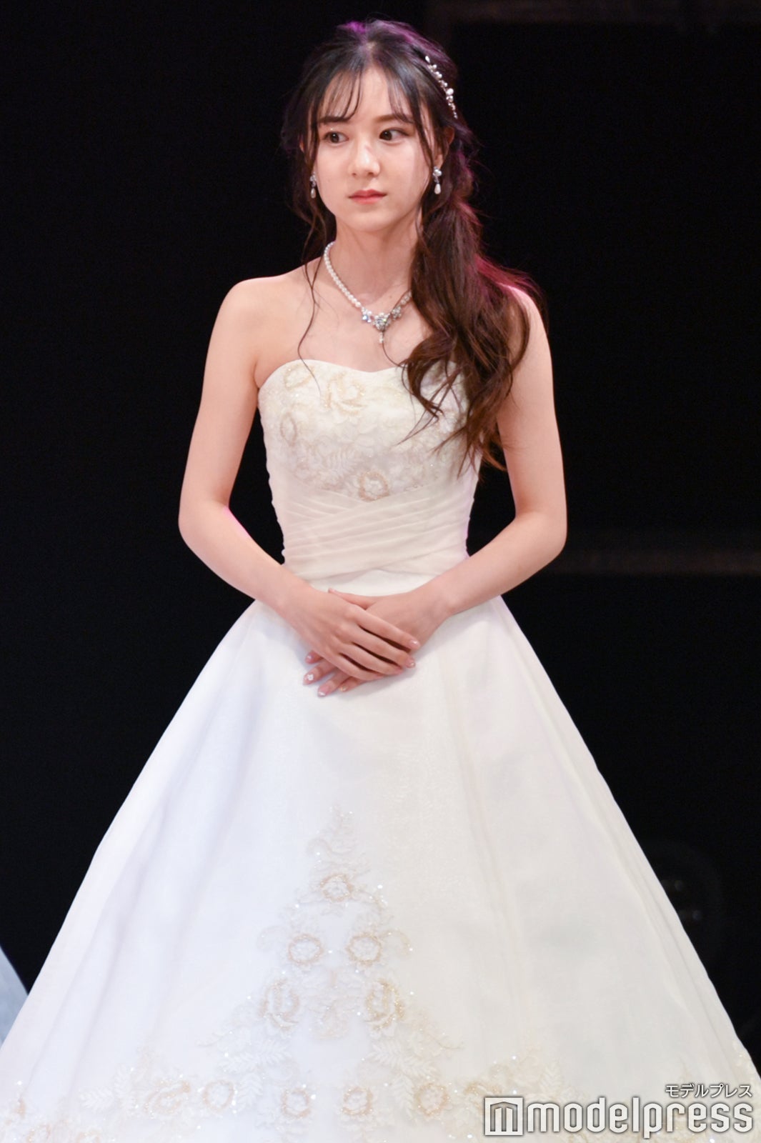 友恵温香さん（C）モデルプレス