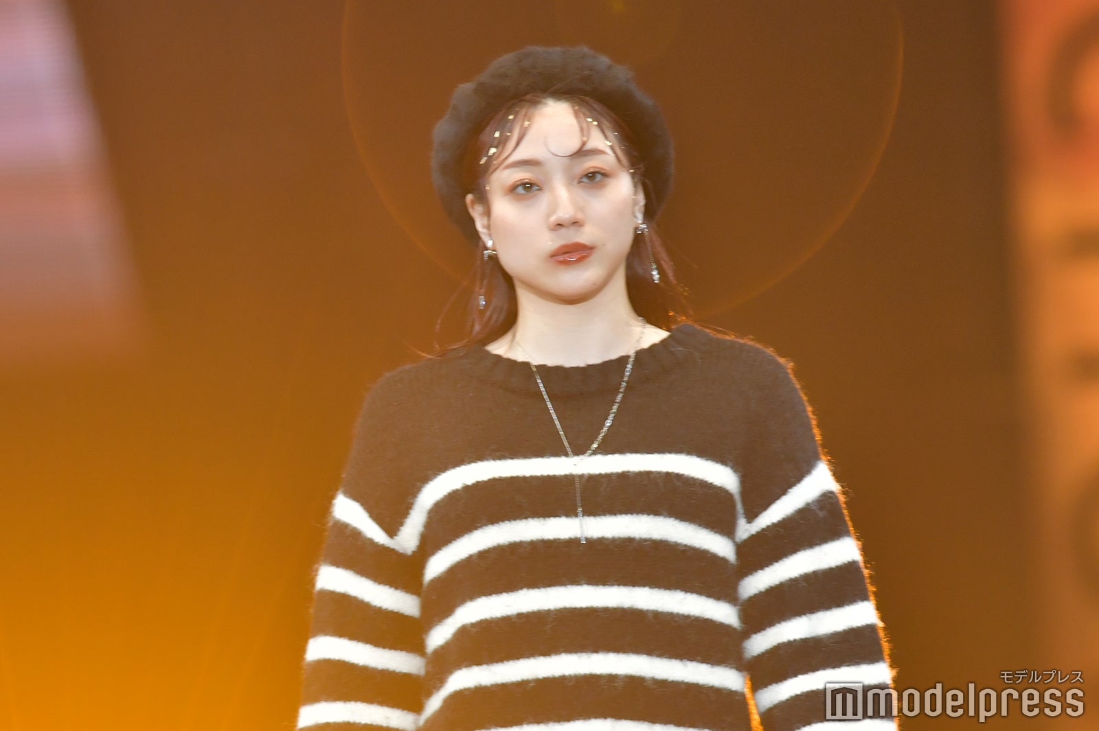 （C）モデルプレス