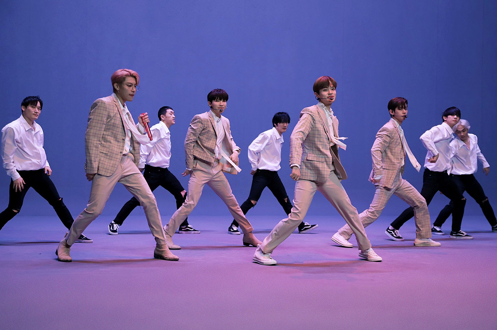 AB6IX（C）マイナビ 東京ガールズコレクション 2021 SPRING／SUMMER