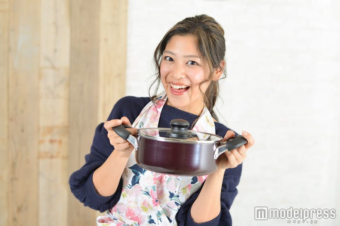 レシピを担当するのは柏原歩(かしわばらあゆみ)さん(C)モデルプレス