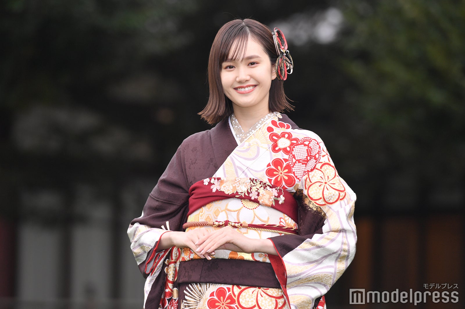 尾碕真花（C）モデルプレス