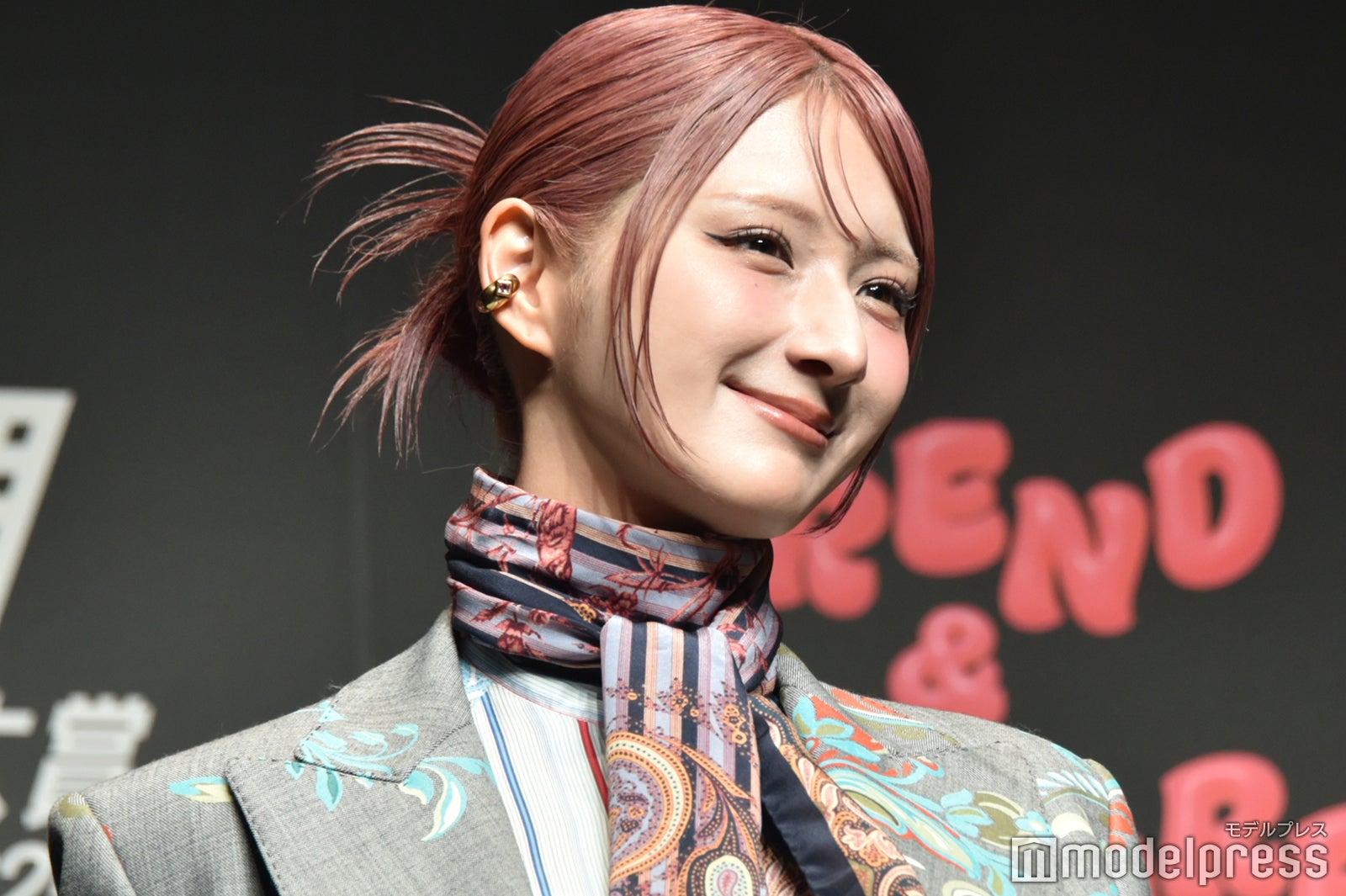 しなこ（C）モデルプレス