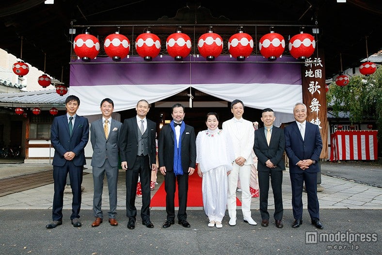 「ワレワレハワラワレタイ ～ウケたら、うれしい。それだけや。～」より吉本興業芸人(c)京都国際映画祭