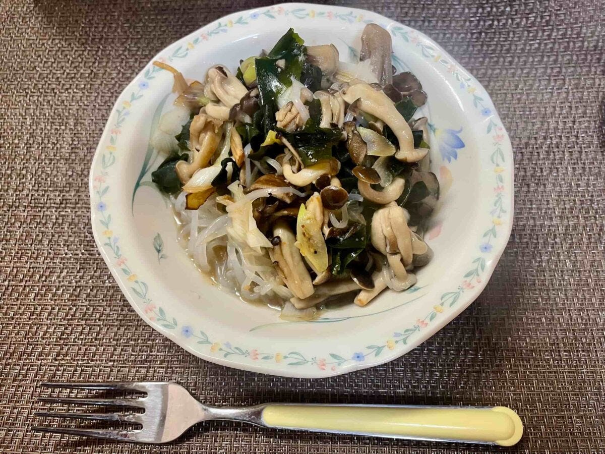 わかめときのこのZENパスタ風