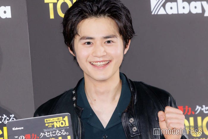 鈴鹿央士(C)モデルプレス