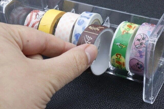 ダイソー　きれいに並べられるマステストッカー