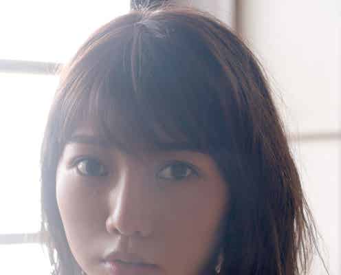 高城亜樹、入浴セクシーショットで誘惑の眼差し