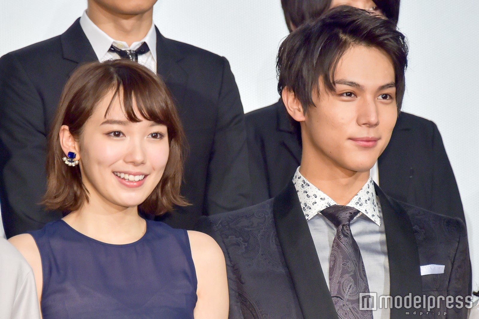 中川大志「役者として宝物」飯豊まりえとサプライズ手紙に感涙