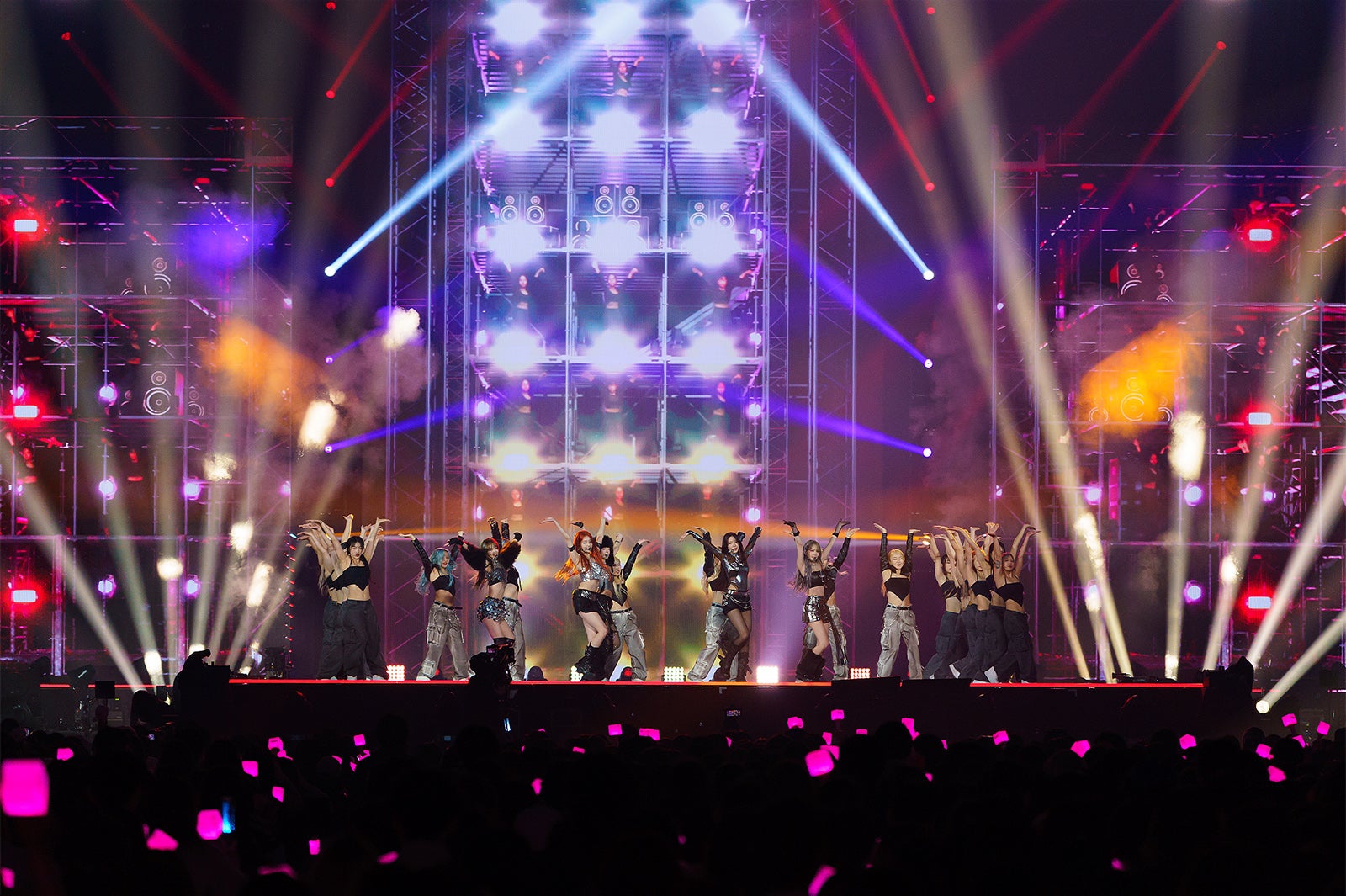 LE SSERAFIM（C）CJ ENM Co., Ltd, All Rights Reserved