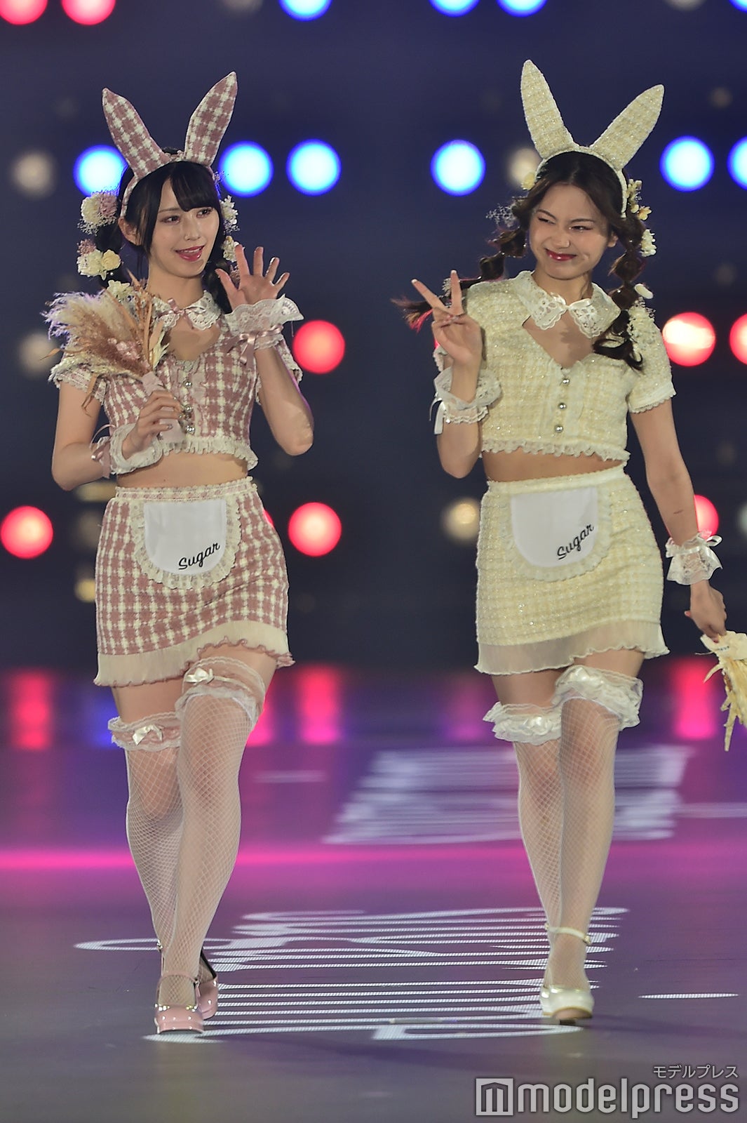 山本望叶、椎名亜美（C）モデルプレス