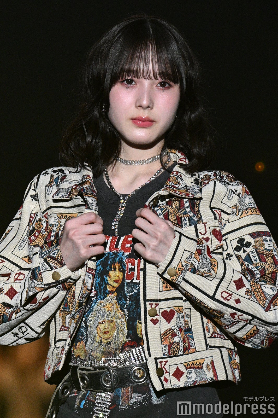 本田紗来、フリルミニスカ×タイツコーデ トランプジャケットで個性派スタイリング【TGCあいち・なごや2026】