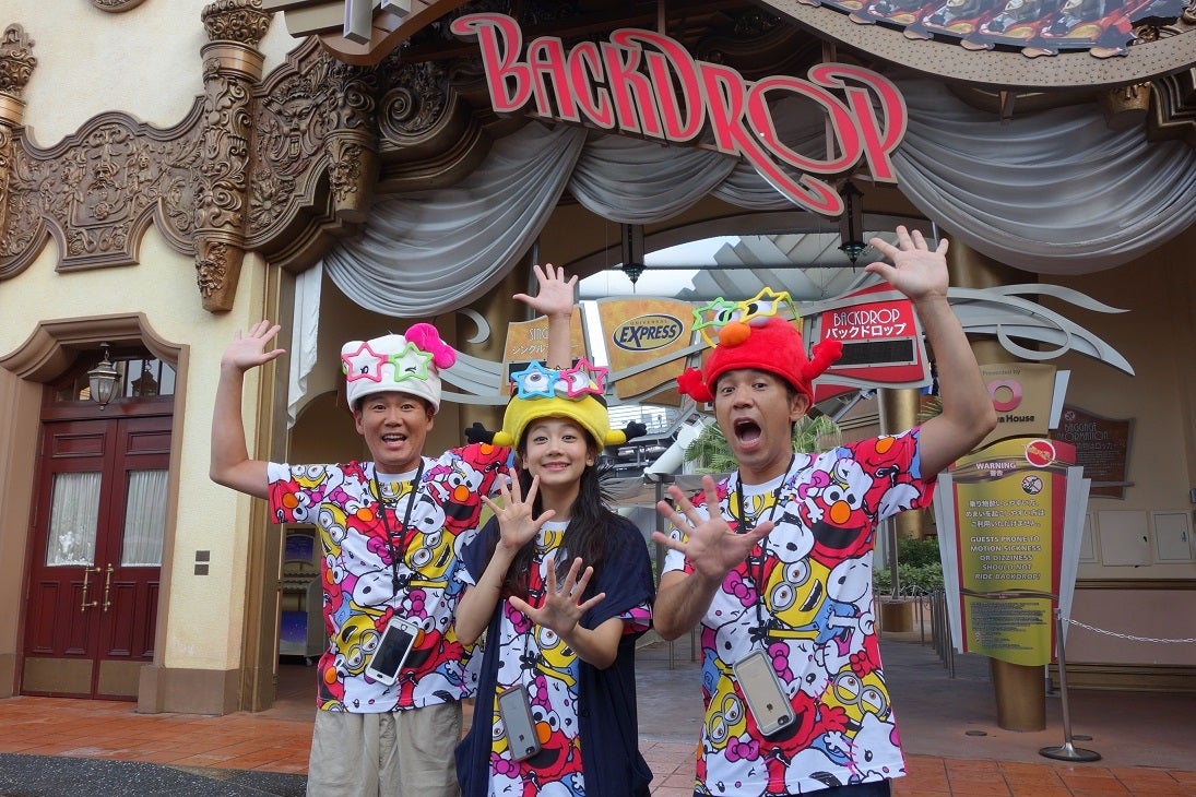 （写真左から）ガレッジセール・川田、清水富美加、ガレッジセール・ゴリ