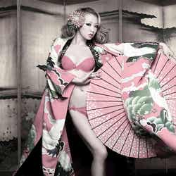 倖田來未「JAPONESQUE」CD+2DVD(初回限定盤、2012年2月1日発売)