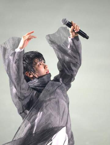 フィギュアスケート 羽生結弦さん単独公演「REALIVE」 初日終え「自分の新しい価値が生まれてくれれば」