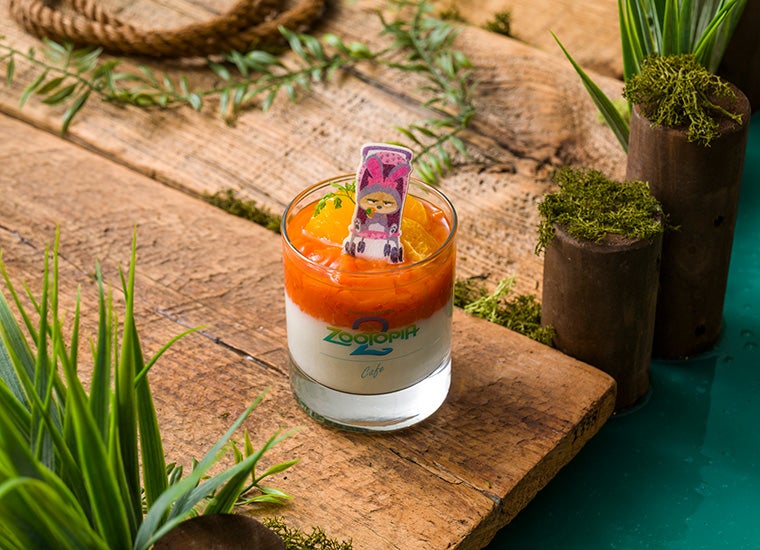 ＜フィニック＞潜入中？キャロットゼリーパフェ　　税込1,190円（C）Disney